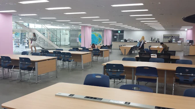 D4-1 ĐẠI HỌC NGOẠI NGỮ BUSAN (TOP 1%)